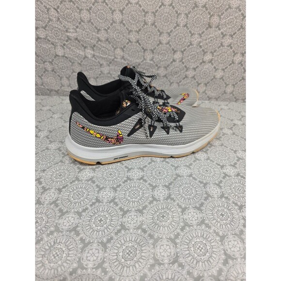 Nike Air Zoom Pegasus 35 Women Gray Pink Floral Running Shoes Size 10 - Picture 1 of 8